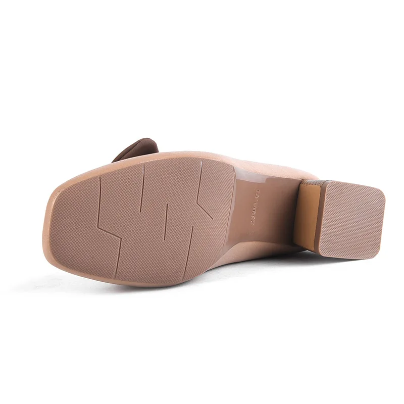 Весенняя женская обувь 2020 г. Модельные туфли с квадратным носком на высоком