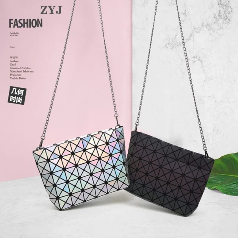 ZYJ/стеганые клетчатые цепочки для девочек с лазерной геометрией, сумки для макияжа, деформируемые сетчатые мозаичные вечерние клатчи
