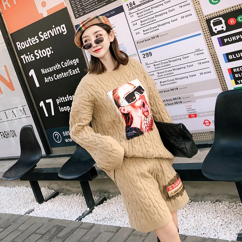 Осенние и зимние новые тайские уличные модные аппликация "Девочка" комплект свитера женские свободные повседневные шорты с длинным рукавом из двух частей уличные