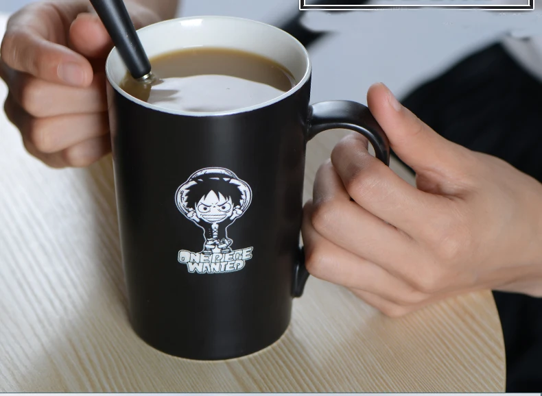 Мультфильм один кусок Кофе Кружка Керамическая copo Луффи нулевая чашка с тузом с крышкой и ложкой