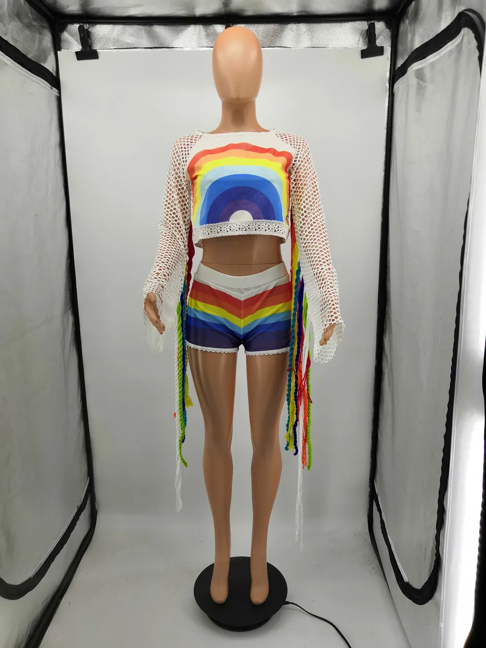 Женский комплект из двух предметов летний кроп-топа в радужную полоску с