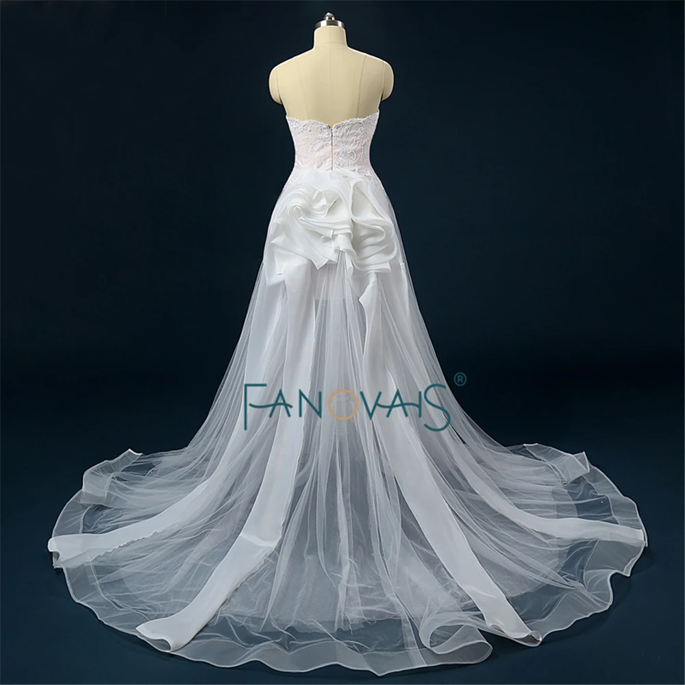 Великолепное платье из двух предметов для свадьбы со съемной юбкой и шлейфом