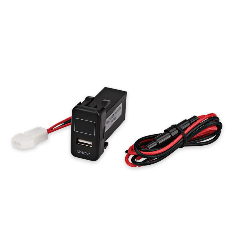 Автомобильное зарядное устройство с USB интерфейсом разъем аудиовходом для