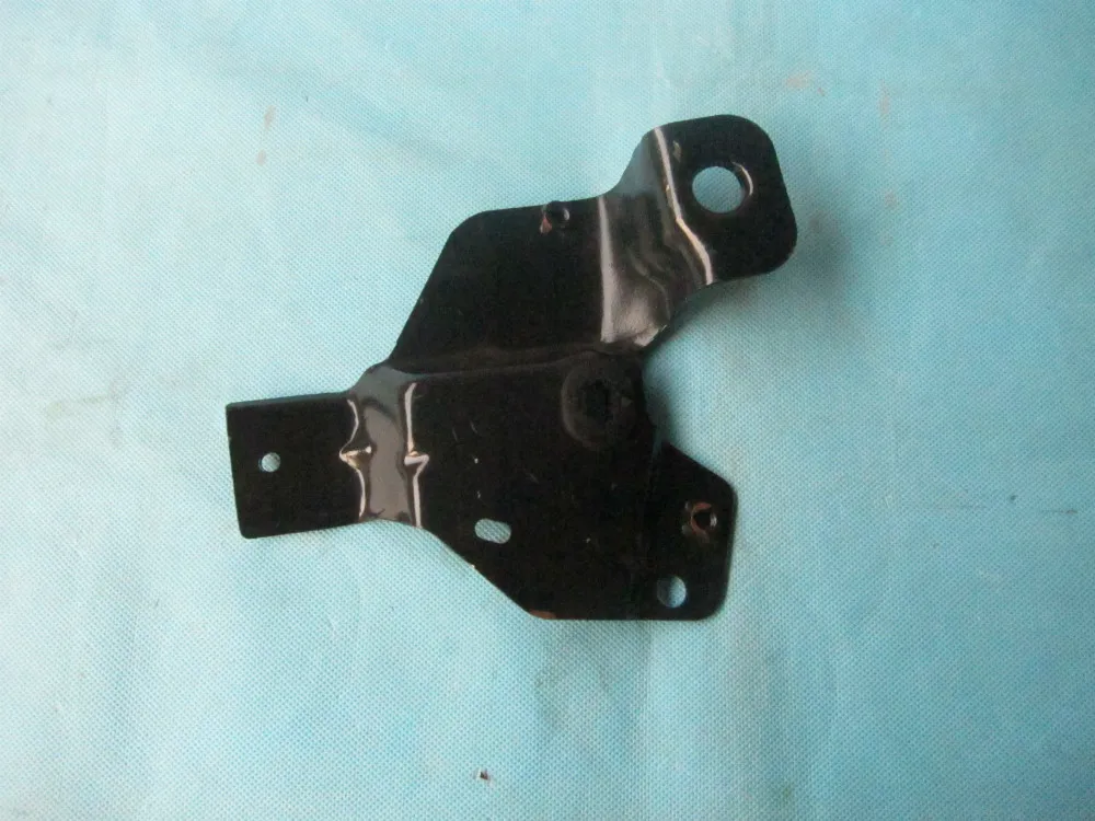 Верх радиатор кронштейн для Mazda Шевалье Haima 7 сбоку R oem: SA00 15 240F|haima - Цена: 312,81 руб.