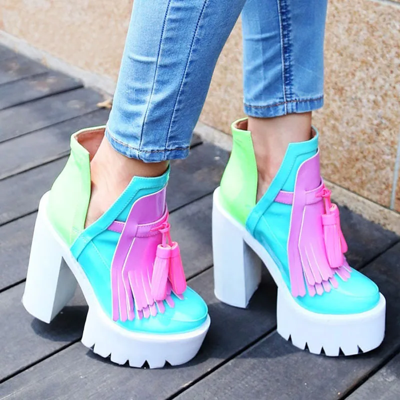 Новые модные женские туфли на очень высоком каблуке платформе в европейском и