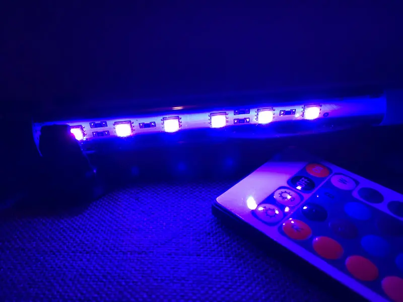 Погружная подводная лампа с дистанционным управлением, 24 клавиши, 19 см, 6 светодиодов, 5050SMD светильник 1,5 Вт Погружная подводная лампа с дистанционным управлением, 24 клавиши, 19 см, 6 светодиодов, 5050SMD светильник 1,5 Вт