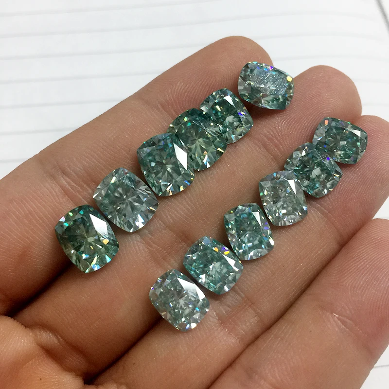 Муассанит Подушка 2.2ct, 3ct зеленый VVS1 Лаборатория алмаз драгоценный камень россыпью DIY талисманы ювелирных изделий делая подругу женщины подарок