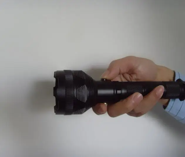 Мощный перезаряжаемый Магнитный светодиодный фонарь Tank007 TR218 CREE 1000 лм походный