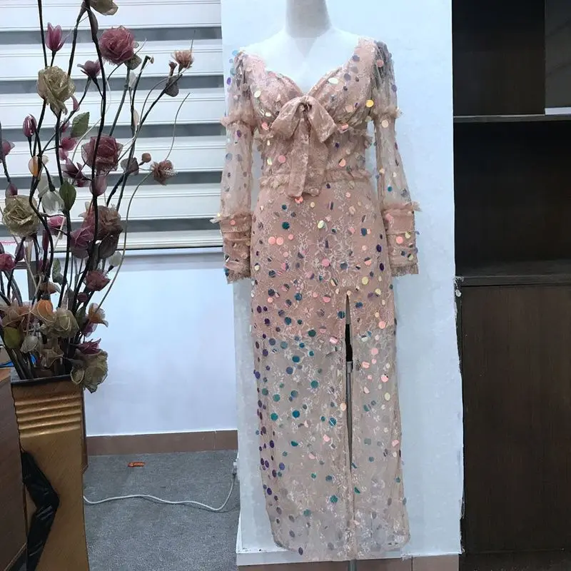 

2019 Spring Fashion for Women Sequined Low-cut Long-sleeved Lace Long Dress Love
