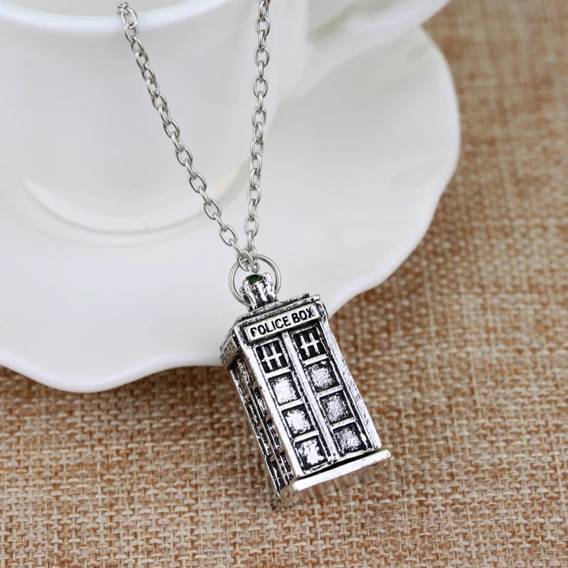 MQCHUN Dr. таинственный и рисунком полицейской будки дом подвеска из сплава Neckalces