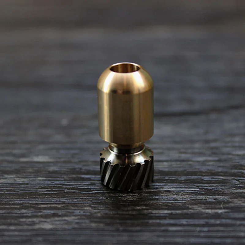 Brass titanium alloy Титановый сплав медь нож шарик EDC Открытый Кемпинг карманный инструмент зонтик веревка кулон молния голова фонарик нож кулон - Цвет: Brass titanium alloy