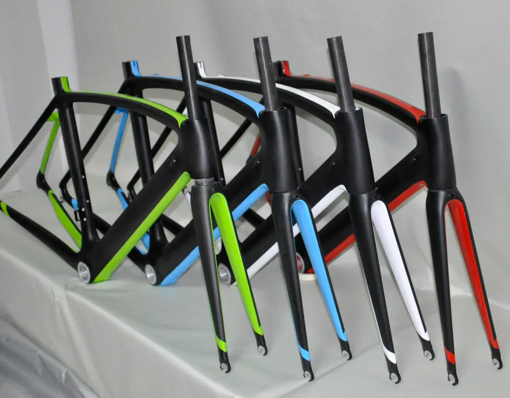 Di2 полностью углеродистая шоссейная рама для велосипеда окрашенная черная