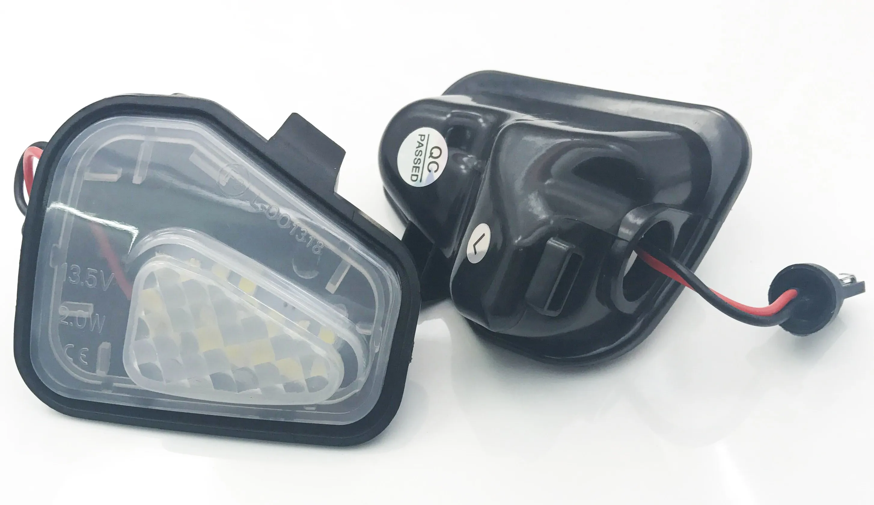 Пара 18-SMD Светодиодный прожектор приветственные лампы для Volkswagen Passat B7 Passat CC Scirocco MK3 2009 под боковым зеркалом