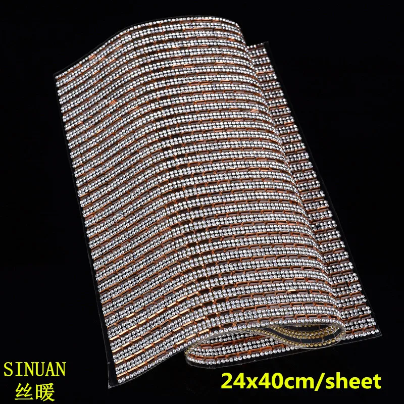 Кристальная ажурная ткань со стразами персиковая и белая отделка кристаллами