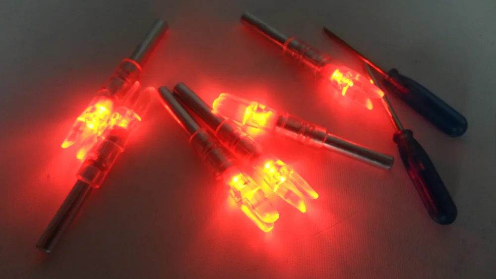 

6pcs Newest Automatically Red LED Arrow Nock Lighted Arrow Nock