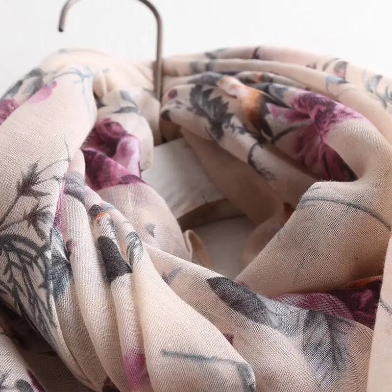 Новые модели для 2018 дамы цветочный принт шарфы хлопок и лен кисточки пляжные