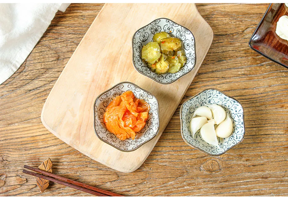 Кухонная чаша, кухонный инструмент, блюдо, креативное домашнее блюдце, керамическая приправа, соевый соус, уксус, маленькие тарелки 10*5,3 см
