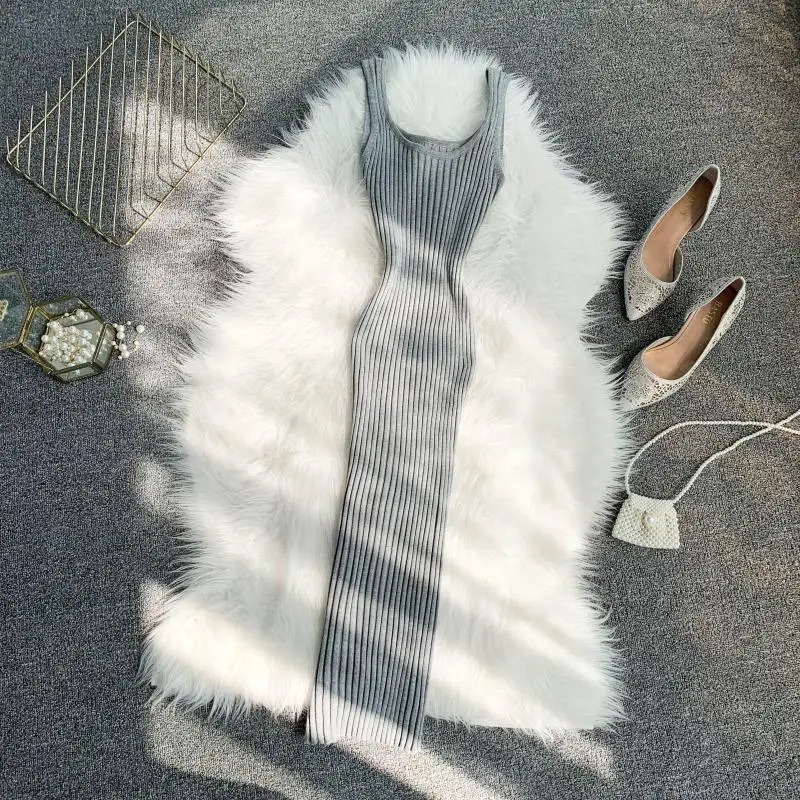 Женское трикотажное платье ALPHALMODA обтягивающее однотонное базовое короткое