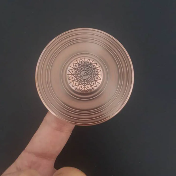 2 цвета Игрушки-антистресс древних Spinner Металлический EDC Прохладный стресс