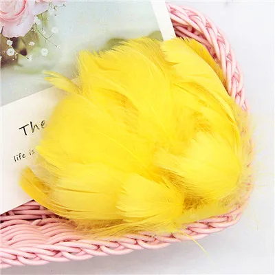 yellow Натуральный Plumes1-2 дюймов 4-8 см Bloodfang гусиные перья для украшение ручной работы изготовление свадебной вечеринки декор аксессуары 100 шт - Цвет: yellow