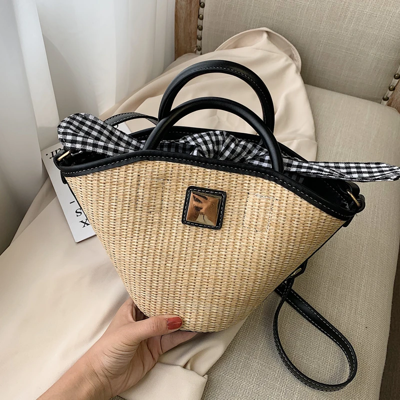 

Chic Straw Basket Handbag Women Travel Beach Bag Handmade Feminine Tote Bag Bohemian Girls Summer Luxury Designer Shoulder Bag