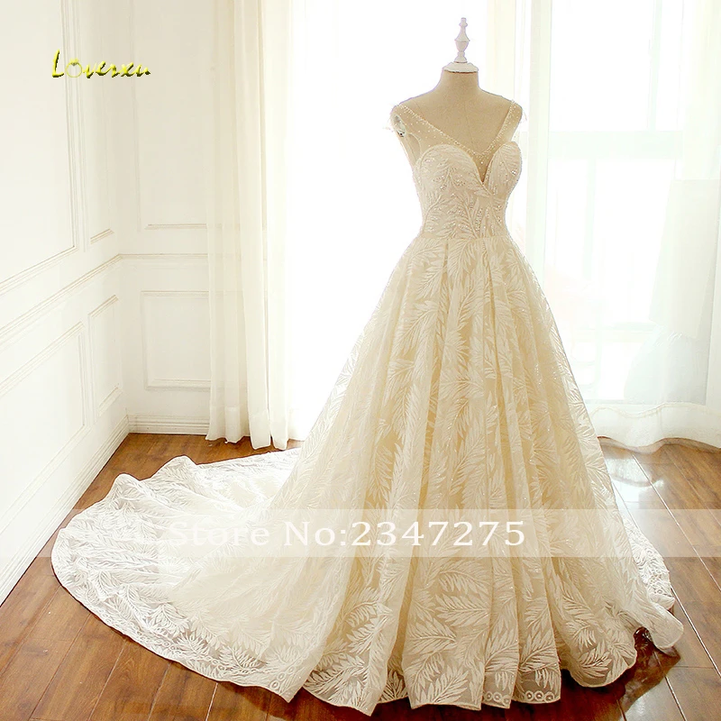 Loverxu Vestido De Noiva сексуальное винтажное кружевное свадебное платье с v-образным вырезом, рукав-крылышко, расшитое бисером, часовня, поезд, А-линия, свадебное платье размера плюс