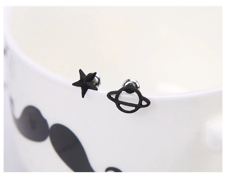 Женские винтажные серьги пусеты в стиле панк черные металлические с