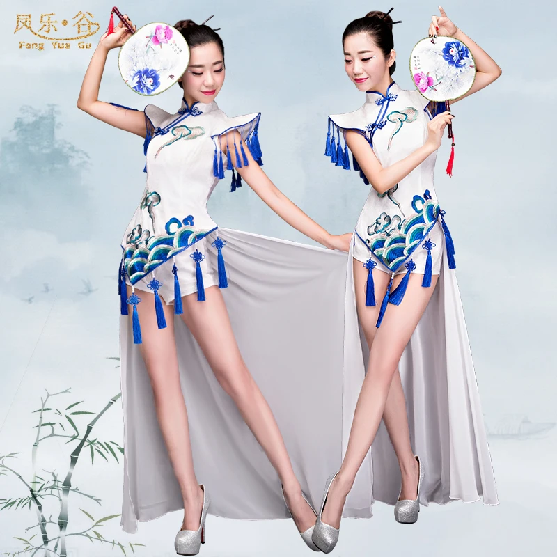 Новый китайский стиль синий и белый фарфор танцевальный костюм платье костюмы