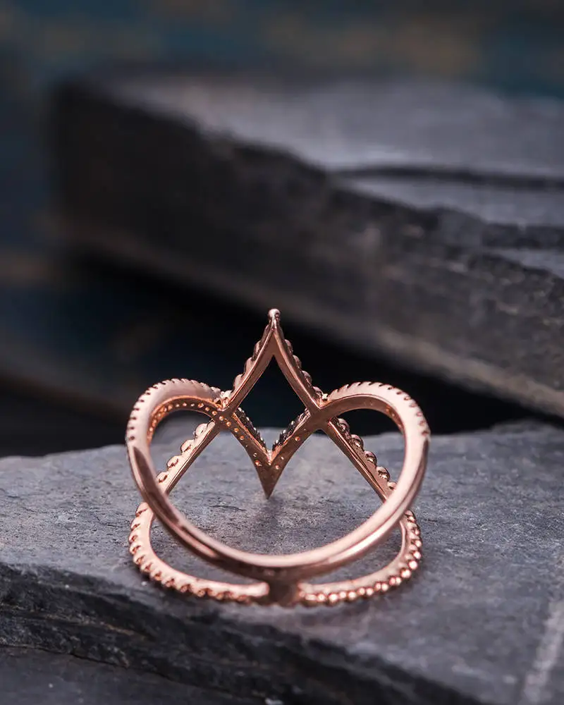 

Huitan Unique Rhombus Shaped Ring Rose Gold Color Anniversary Ring Band Fashion Geometric Hollow New Year's Gift Women Ring