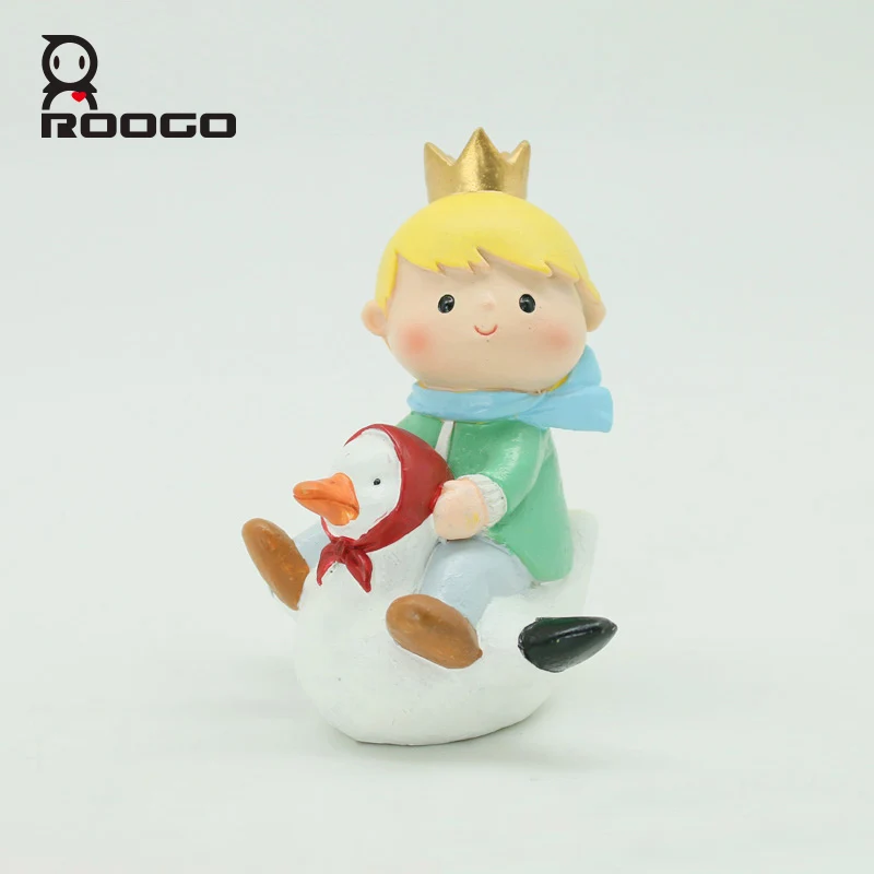 

roogo home decoration little Prince figurines boy statue ornament American style creative cartoon best gifts for kids