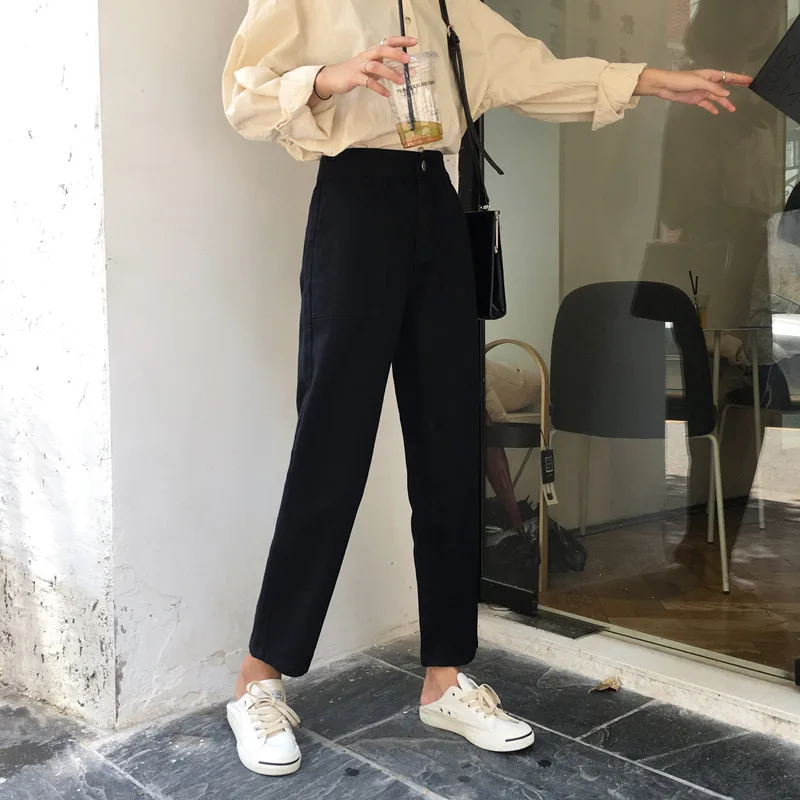 Фото jeans femme 2018 nouveau autumn winter vintage korean fashion black harajuku casual loose pants student denim womens jeans femme 2018 nouveau autumn winter vintage korean fashion black harajuku casual loose pants student denim womens