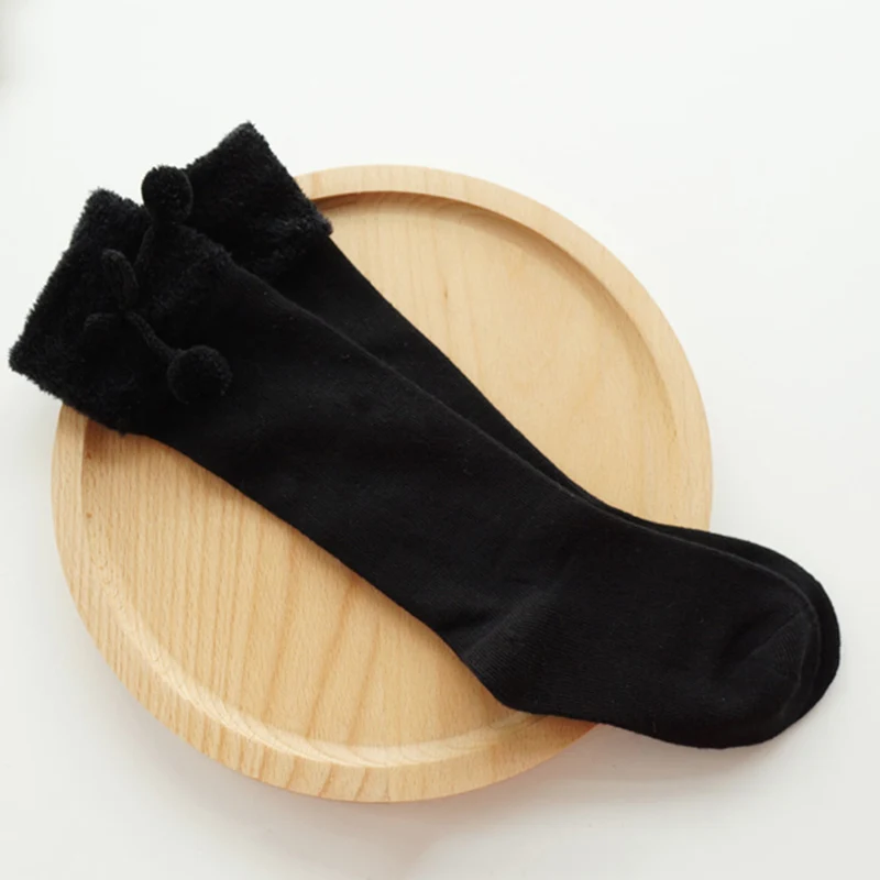 Style1 black Осенне-зимние теплые носки детские гольфы с помпонами для маленьких девочек хлопковые нескользящие носки-тапочки для малышей Sokken Calcetines - Цвет: Style1 black