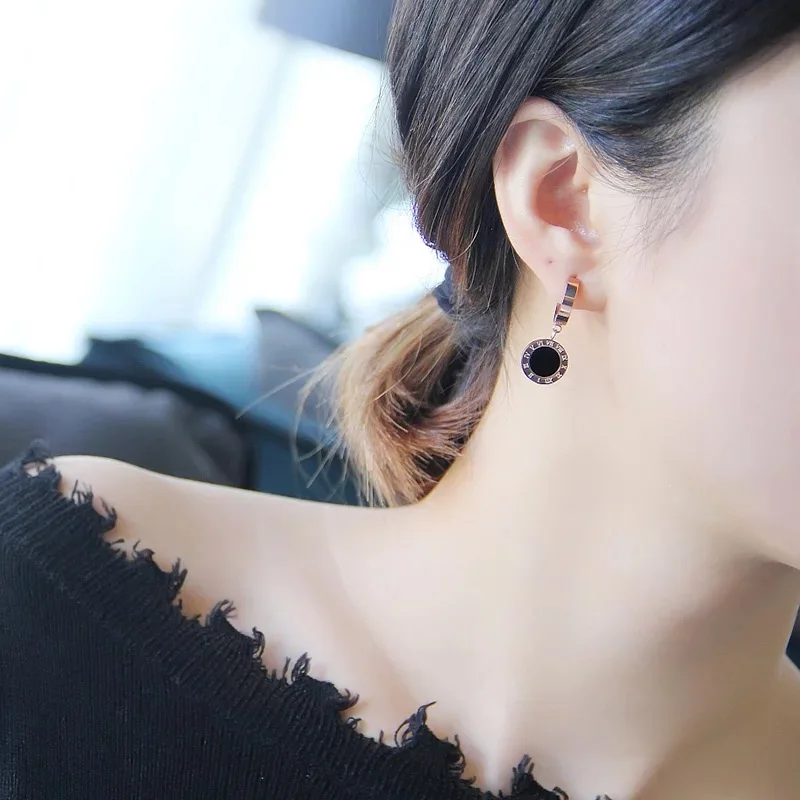 Женские серьги кольца YUN RUO в римском стиле с цифрами розовое золото подарок на