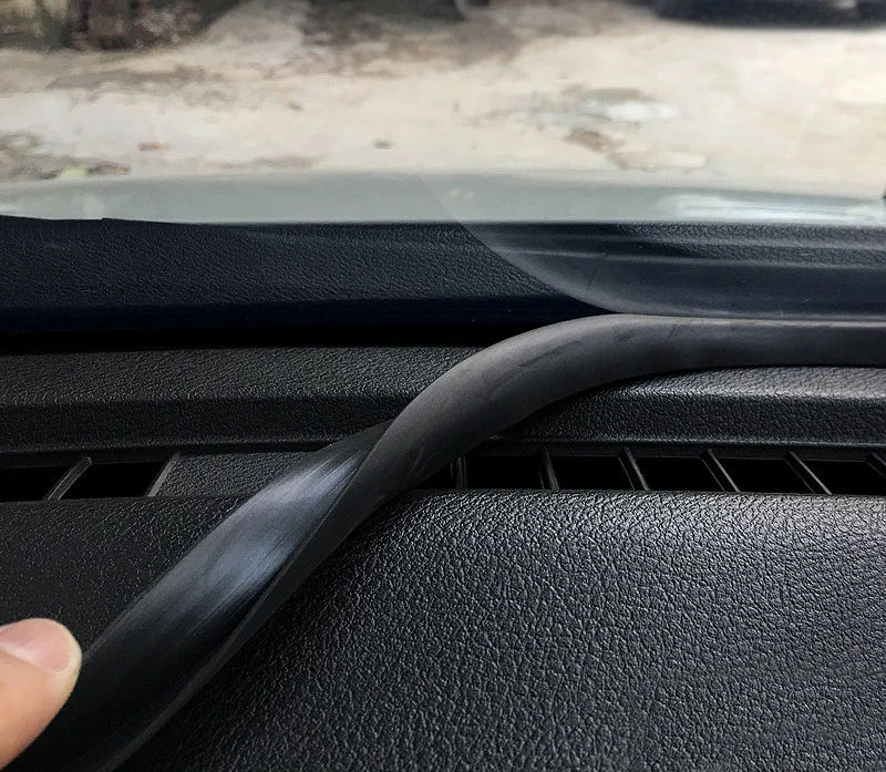 1pc for SUZUKI Vitara 2016-2017 Instrument console Sealing strip Front windshield Glass sound insulation Rubber Gap plug | Автомобили и