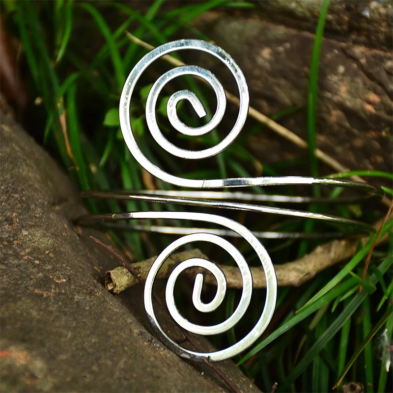 Распродажа 1 шт. простые золотистые/серебристые женские кольца на руку в стиле