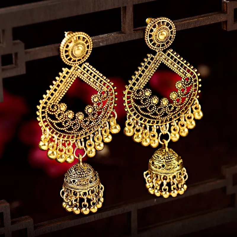 

Ethnic Women Big Gold Color Dangle Earrings Jhumka Indian Earrings Vintage Drop Earring Lantern Tassel Palace Orecchini Donna