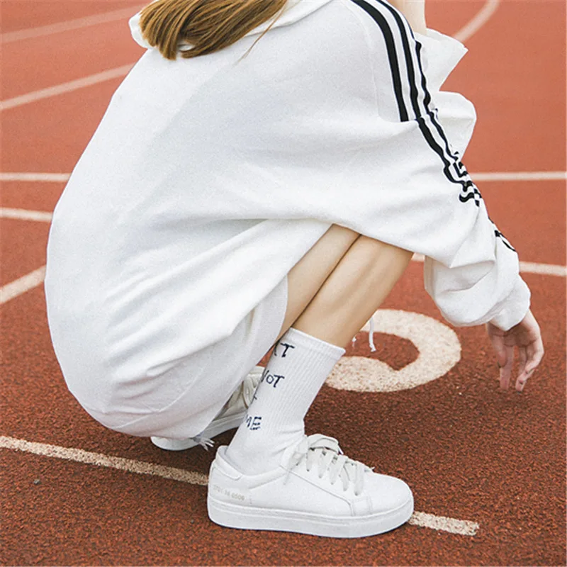 cute women's letter socks white black orange 3pairs/lot hot sale high quality cotton for female student free shipping | Женская
