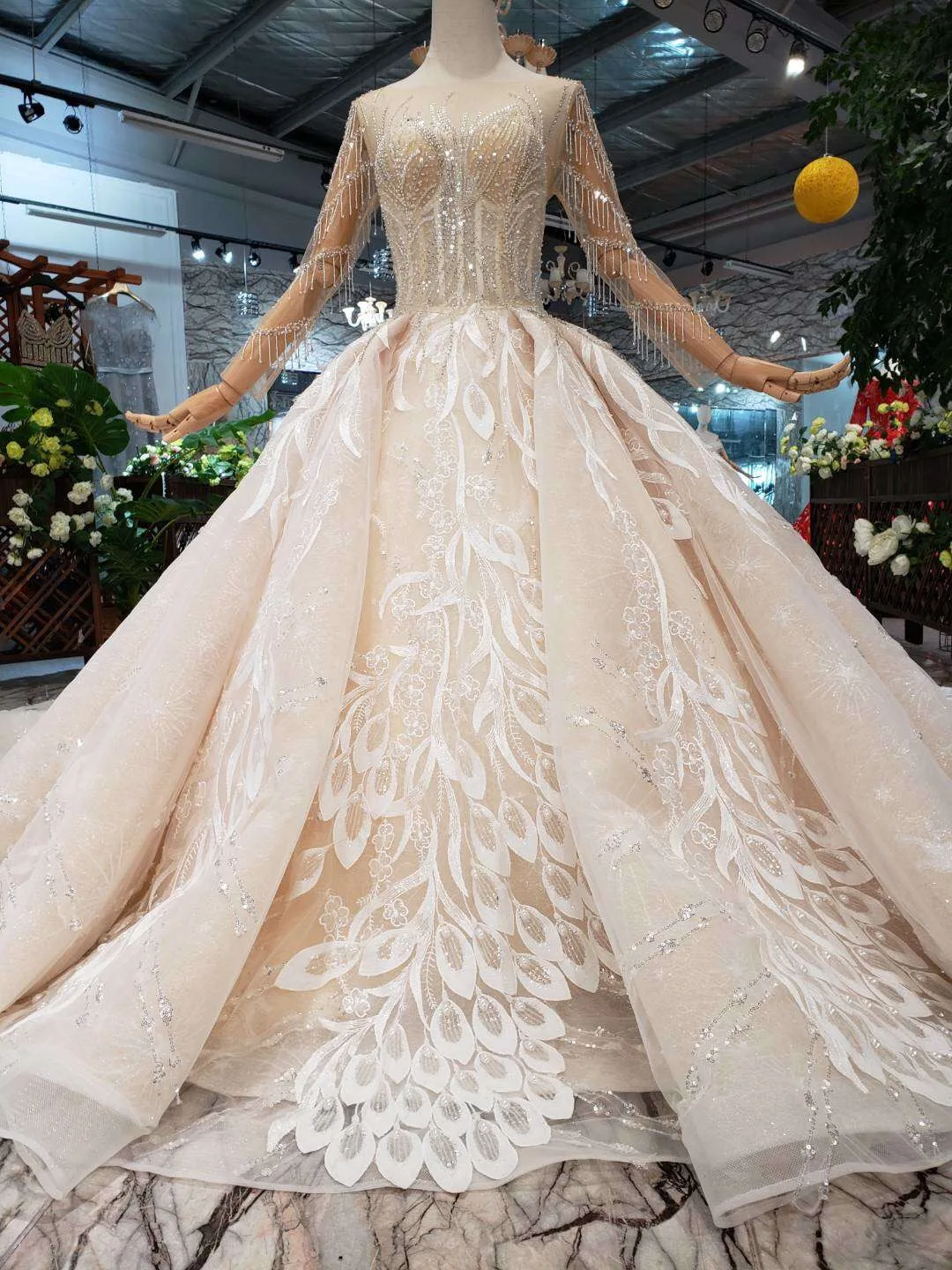 

New Princesa Cathedral Train Vintage Wedding Dress 2019 Lace Appliques Long Sleeves Tulle Vestido De Noiva Estilo Boda Gelinlik