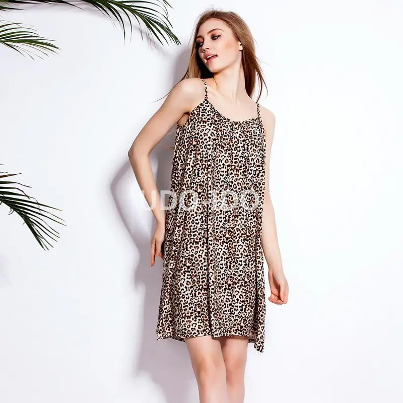 The new 2022 foreign trade dress fashion show thin straps sexy backless printing beach | Женская одежда