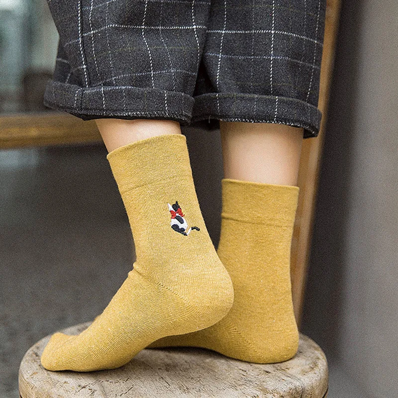 Autumn and Winter Thick Ladies Daily Cotton Socks Harajuku Korea Japanese Cartoon Embroidery Cat Cute Casual Warm Sock | Женская одежда
