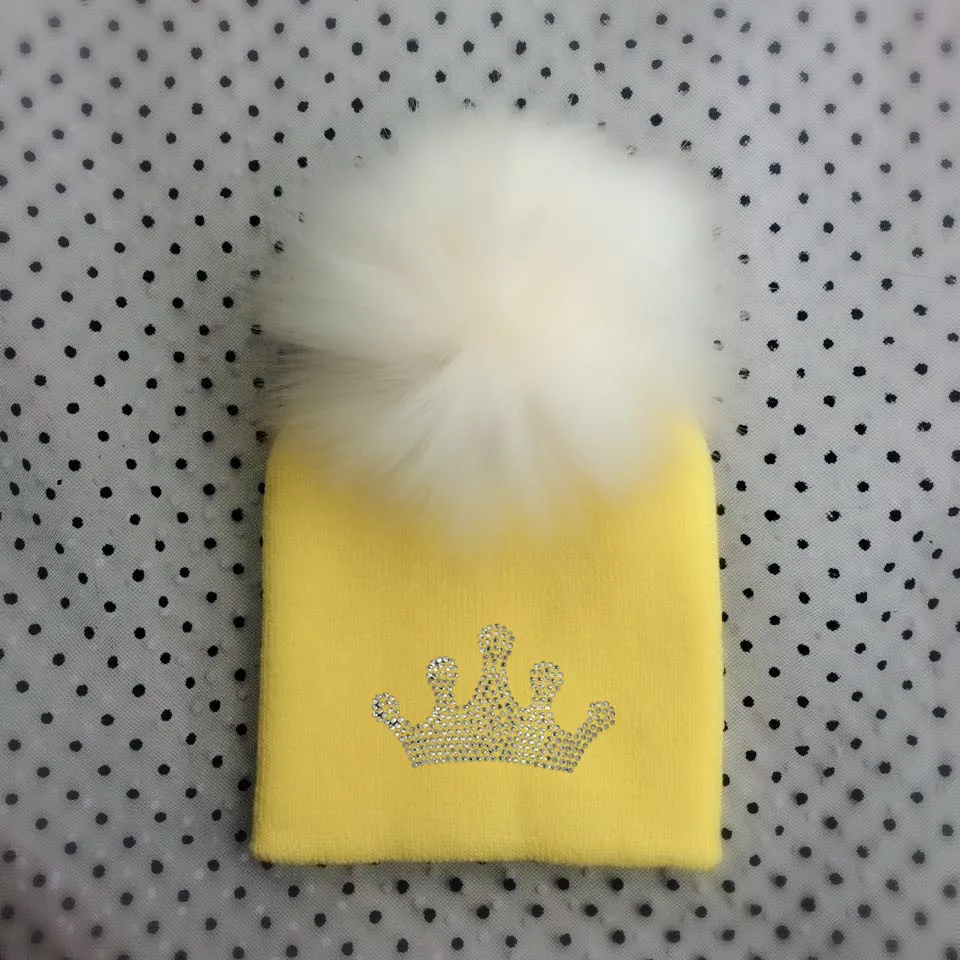 crown 2 yellow 1 Детская вязаная теплая Зимняя шерстяная шапка с алмазной вышивкой для девочек и мальчиков, Детские повседневные шапочки короны с помпоном из искусственного меха - Цвет: crown 2 yellow 1