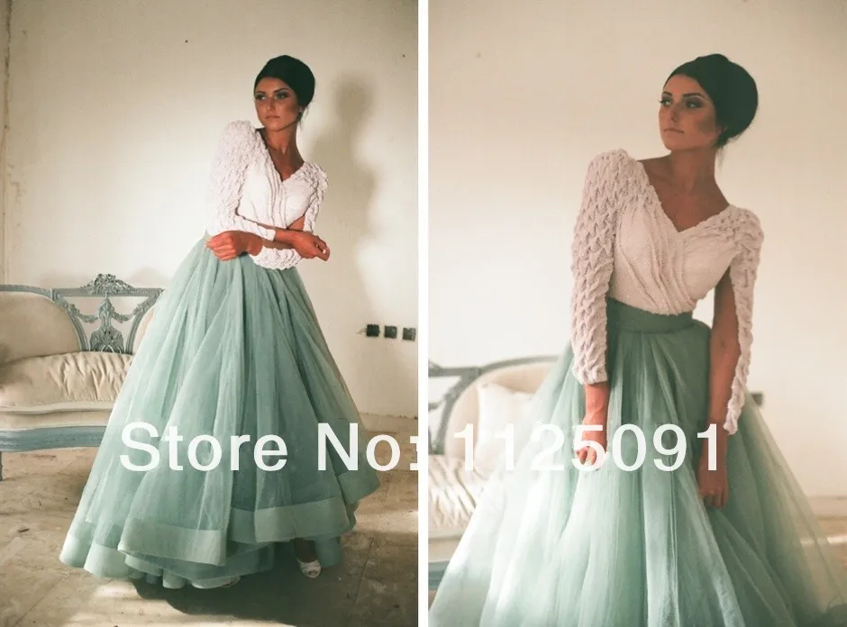 Платье в пол с длинным рукавом и V образным вырезом|ball gown|long sleeve white gownwhite ball gown |