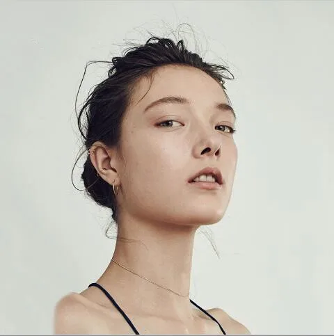 Минималистский Пронзительный козелка Helix хрящ Серьги 925 Щепка крошечный шарик