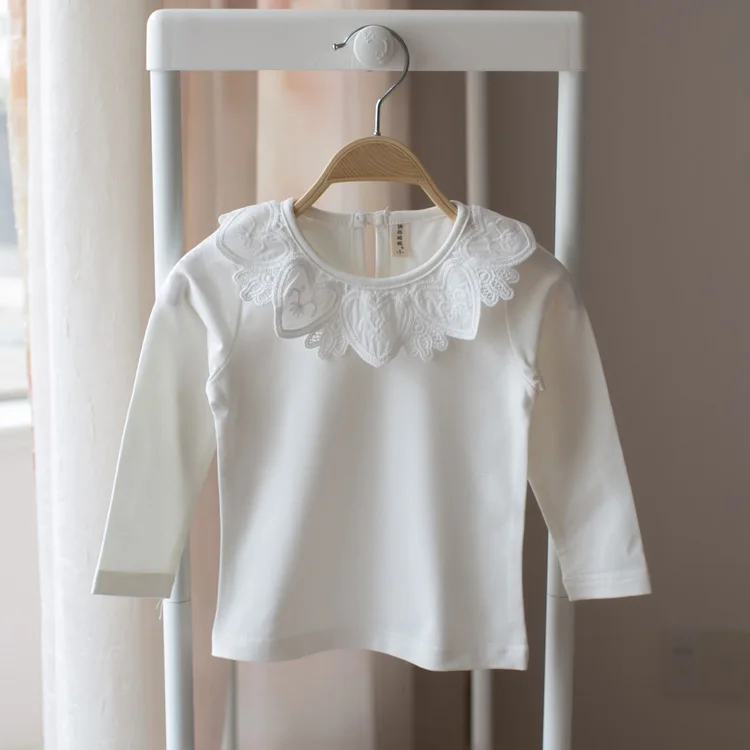 Детская футболка с длинным рукавом белая кружевная для девочек на весну и осень