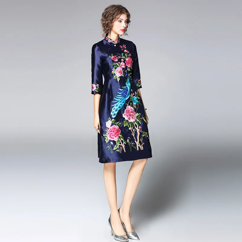 2018 Элегантный Вышивка Cheongsam Летнее платье для Для женщин Китайский Стиль