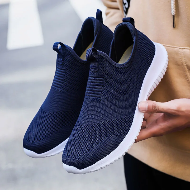 Мужская обувь; летние кроссовки Flyknit; модная повседневная обувь; дышащая сетчатая обувь на плоской подошве; мужские теннисные легкие удобные Прогулочные кроссовки - Цвет: Синий