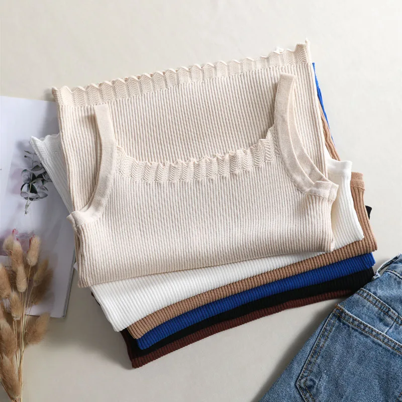 Майка женская трикотажная с вырезом лодочкой пикантный Топ без рукавов короткая