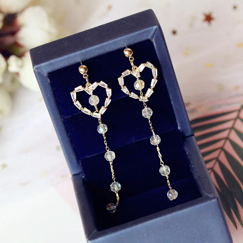 

Korean Fashion Hollow Heart Earrings for Elegant Women Crystal Long Tassel Drop Earrings Jewelry Wedding Statement Earrings Gift