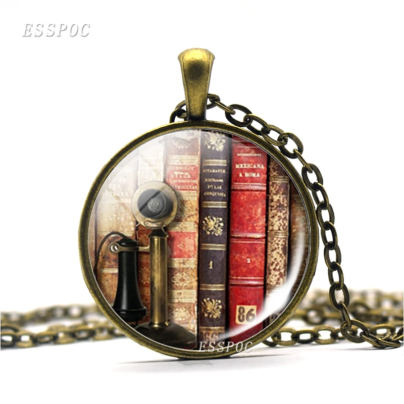 Ожерелье в ретро стиле стеклянное колье с подвеской виде книги и кота Так много