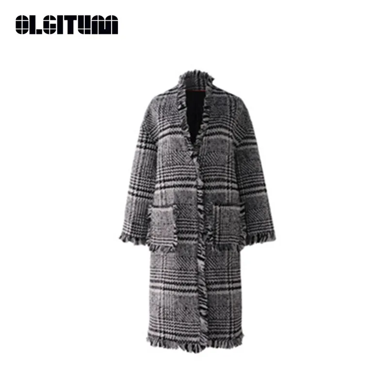 

New 2020 Autumn Winter Women Woolen Coat Medium-length Vintage Gray Plaid Coat Fashion Slim V-neck Tassel Wool Coat Femme WC115